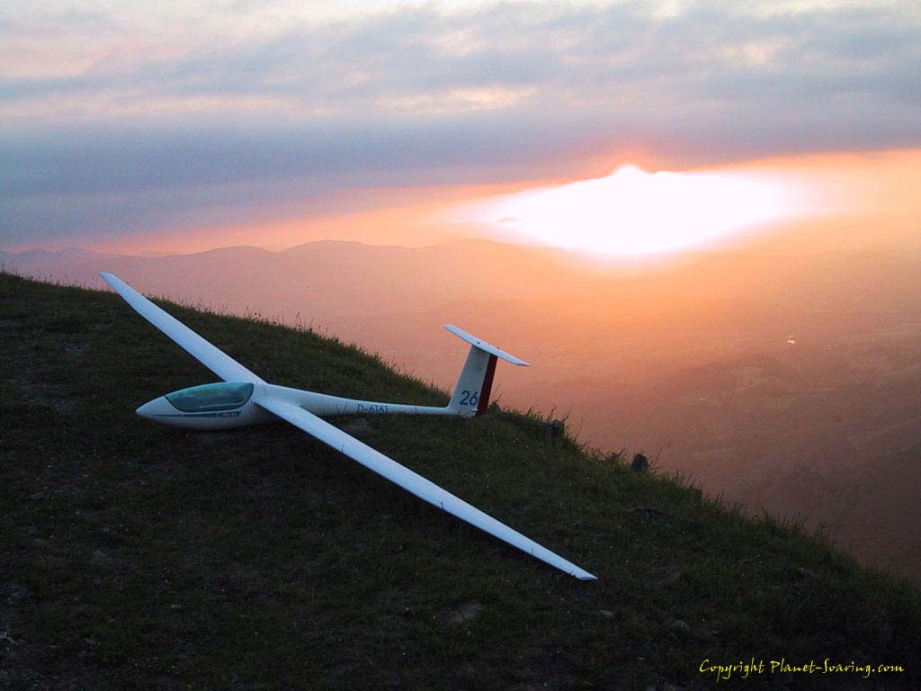 planet-soaring_46